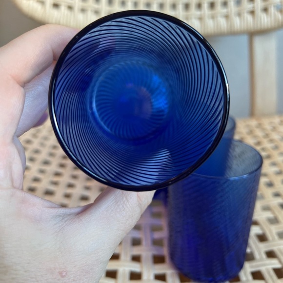 Vintage Cobalt Blue Glass Tumblers Set of 4 Swirl Textured Drinking Glasses, MCM - Picture 4 of 7